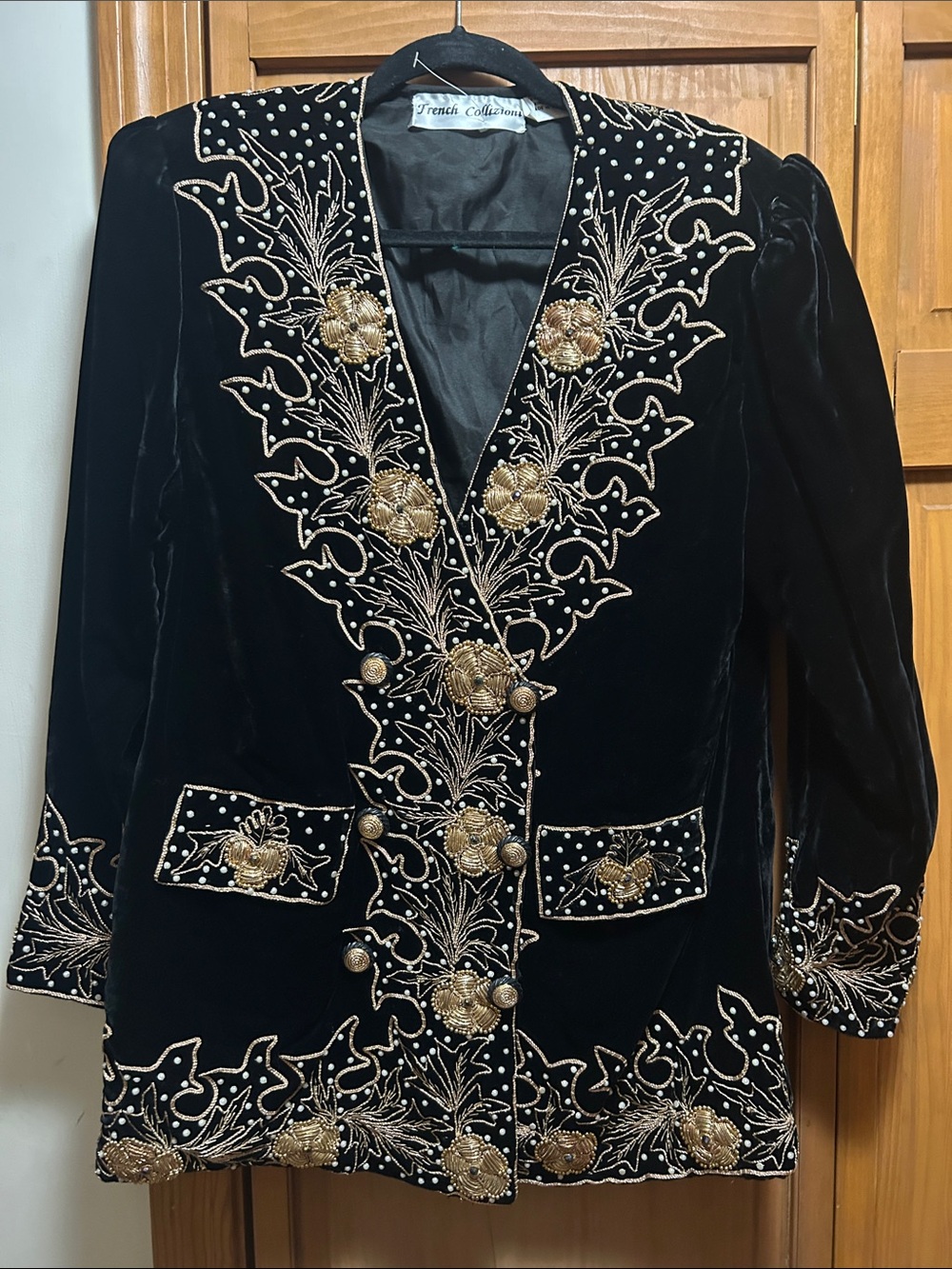 French Collizioni Velvet Embroidered and Beaded Blazer